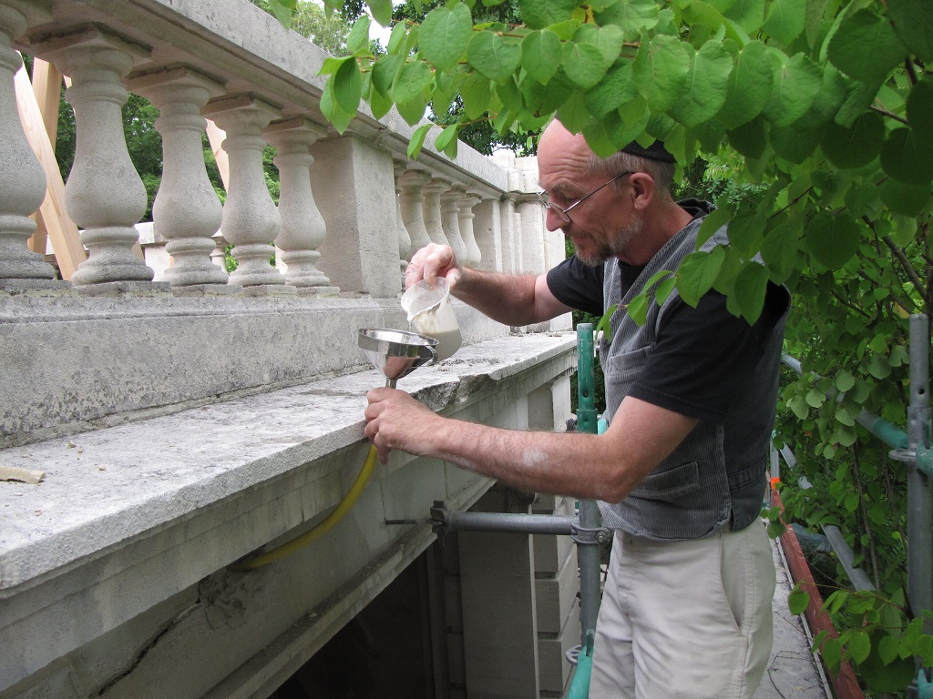 Arlonstone Sculpture Workshop